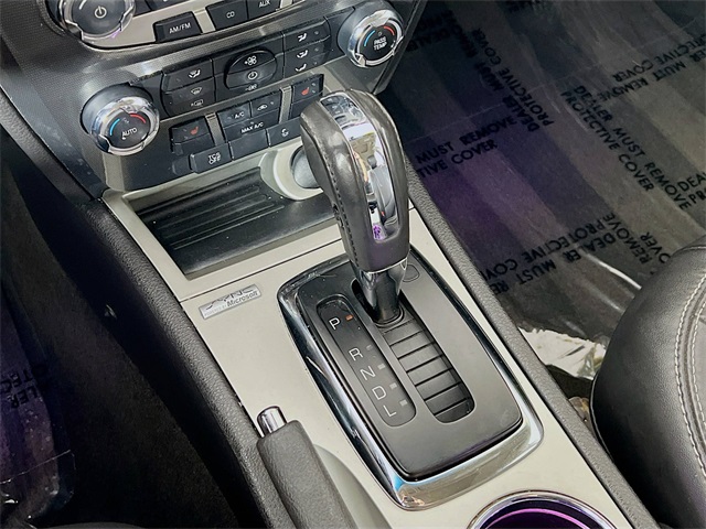 2012 Ford Fusion SEL photo 20