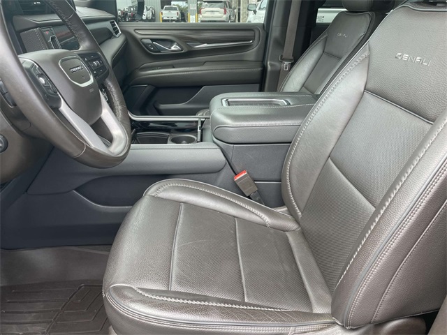 2021 Gmc Yukon Denali photo 13