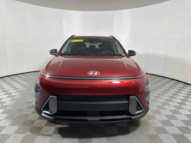 2026 Hyundai Kona SEL photo 2