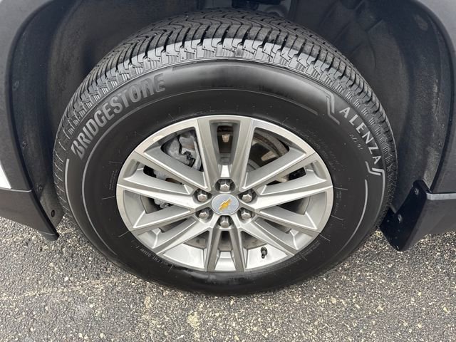 2023 Chevrolet Traverse Cloth photo 16