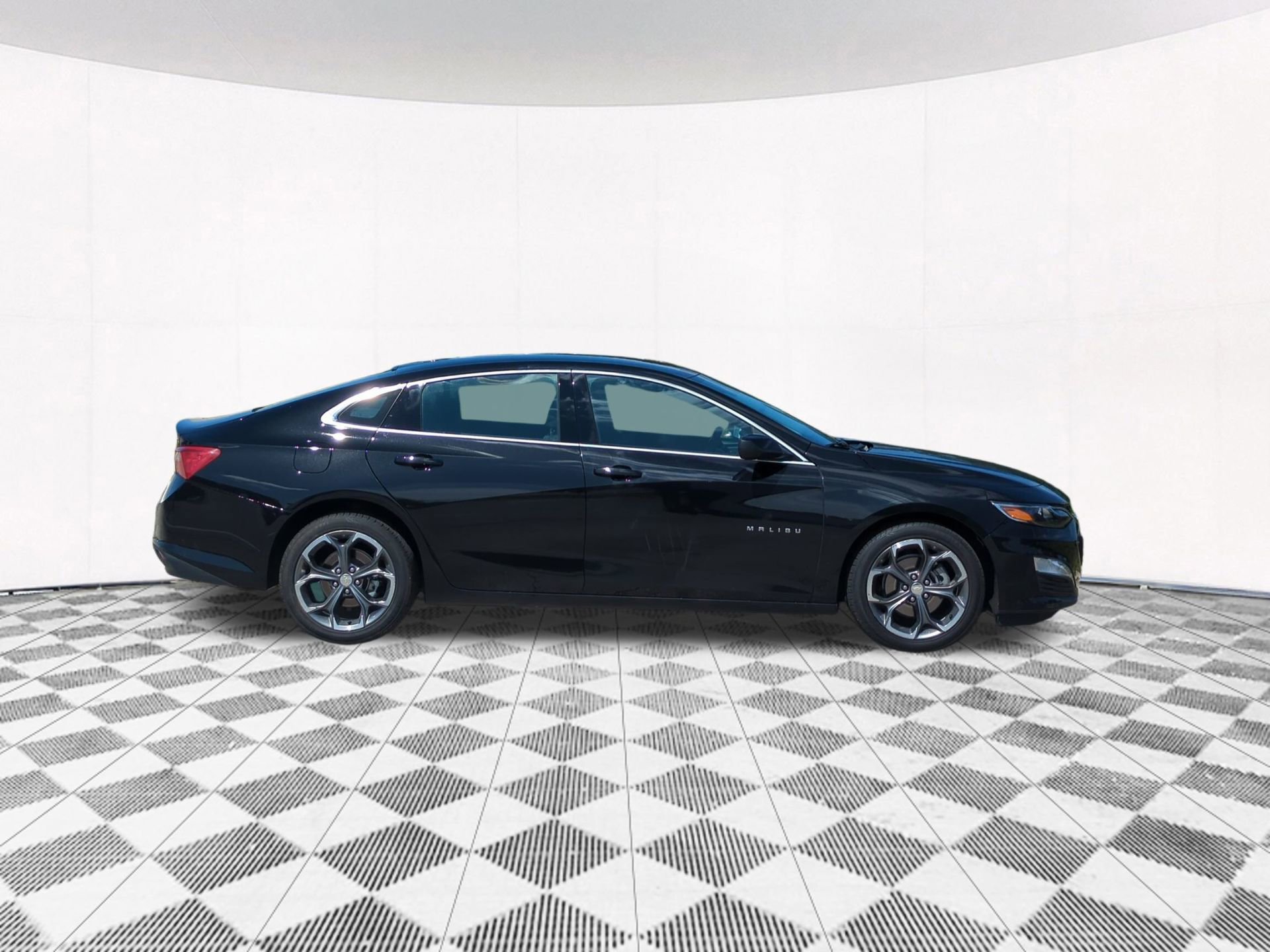 2023 Chevrolet Malibu 1LT photo 3