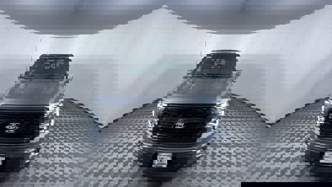 2025 Ford F-150 Lariat photo 3