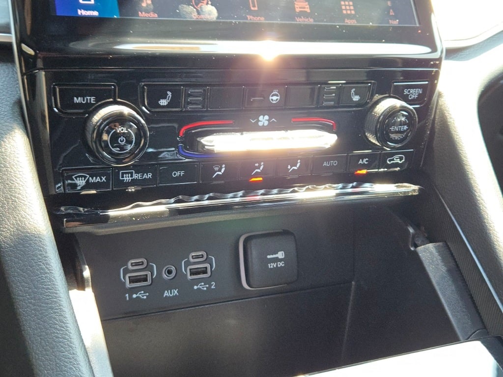 2025 Jeep Grand Cherokee Limited photo 27