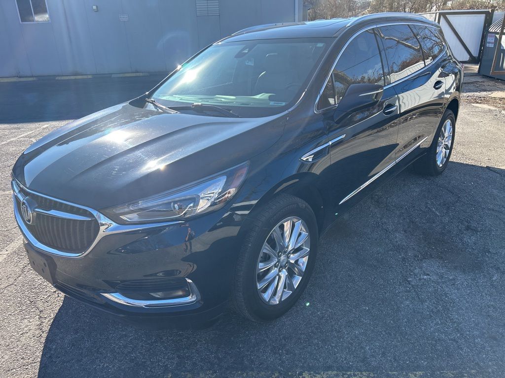 Used 2018 Buick Enclave Premium with VIN 5GAERCKW1JJ146709 for sale in Kansas City