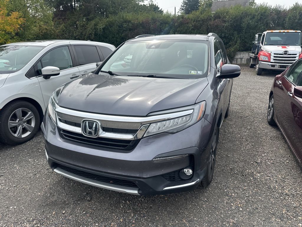 2021 Honda Pilot Touring photo 2