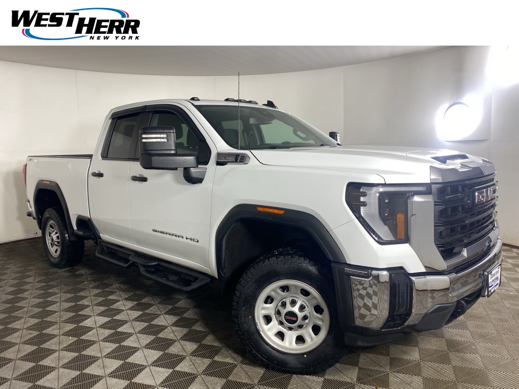 2024 GMC Sierra 2500HD Pro's photo