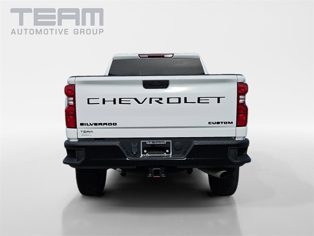 2023 Chevrolet Silverado 2500HD Custom photo 6