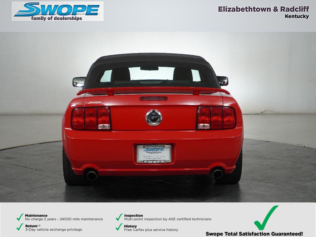 2005 Ford Mustang GT Premium photo 4