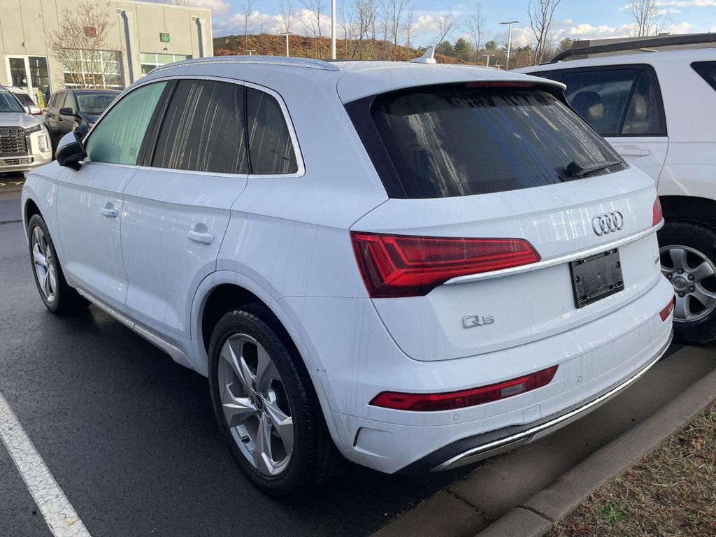 2021 Audi Q5 Premium Plus photo 3