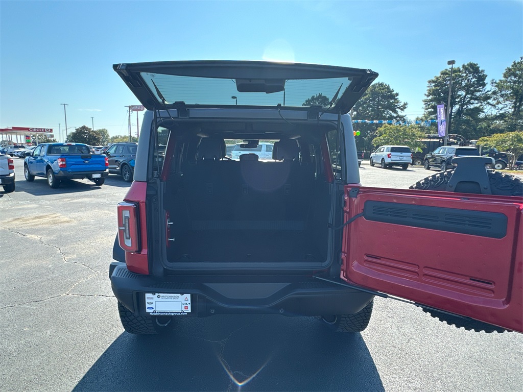 2021 Ford Bronco First Edition photo 18
