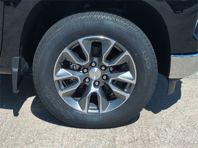 2025 Chevrolet Silverado 1500 LT photo 10