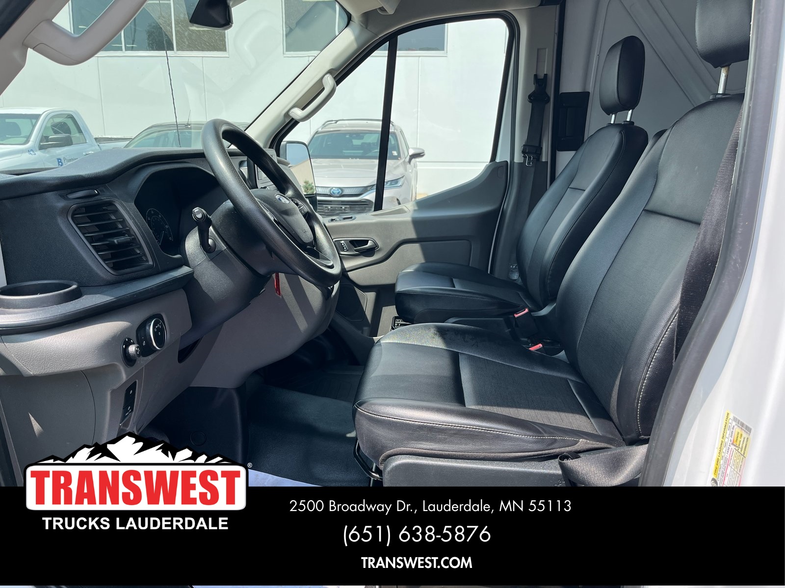 2023 Ford Transit Cargo Van photo 3
