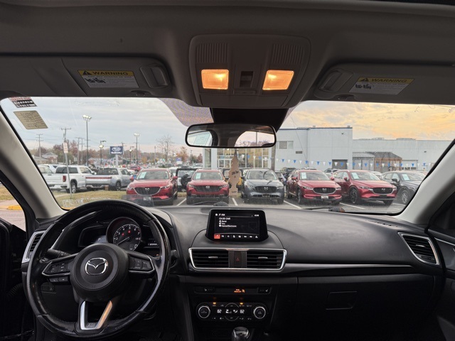 2018 Mazda Mazda3 Grand Touring photo 2