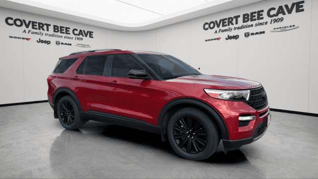 2022 Ford Explorer Limited's photo