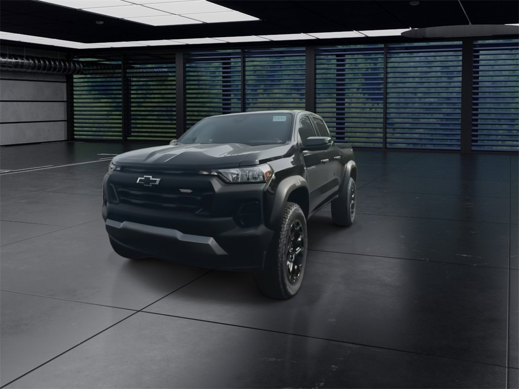 2026 Chevrolet Colorado Trail Boss photo 3