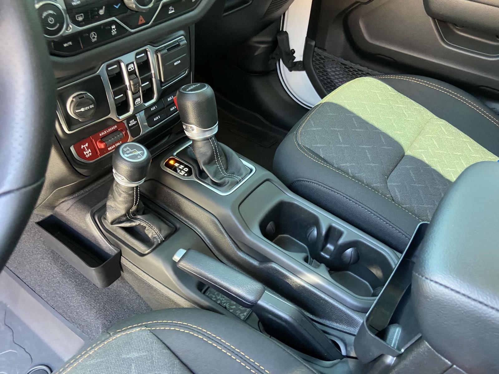2024 Jeep Gladiator Mojave photo 11