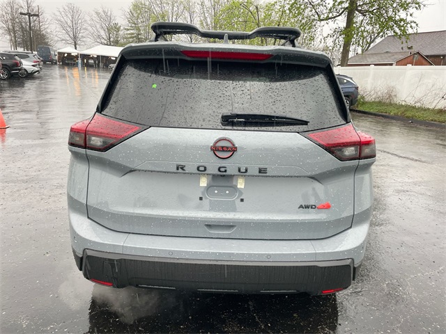 2025 Nissan Rogue SV photo 12