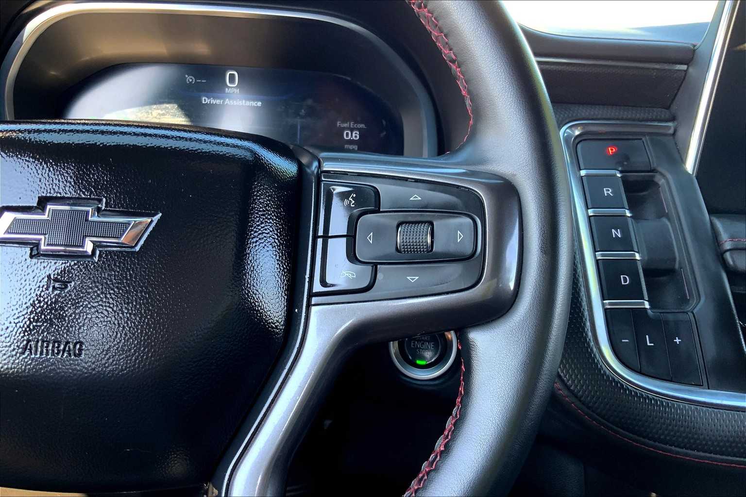 2023 Chevrolet Suburban RST photo 24