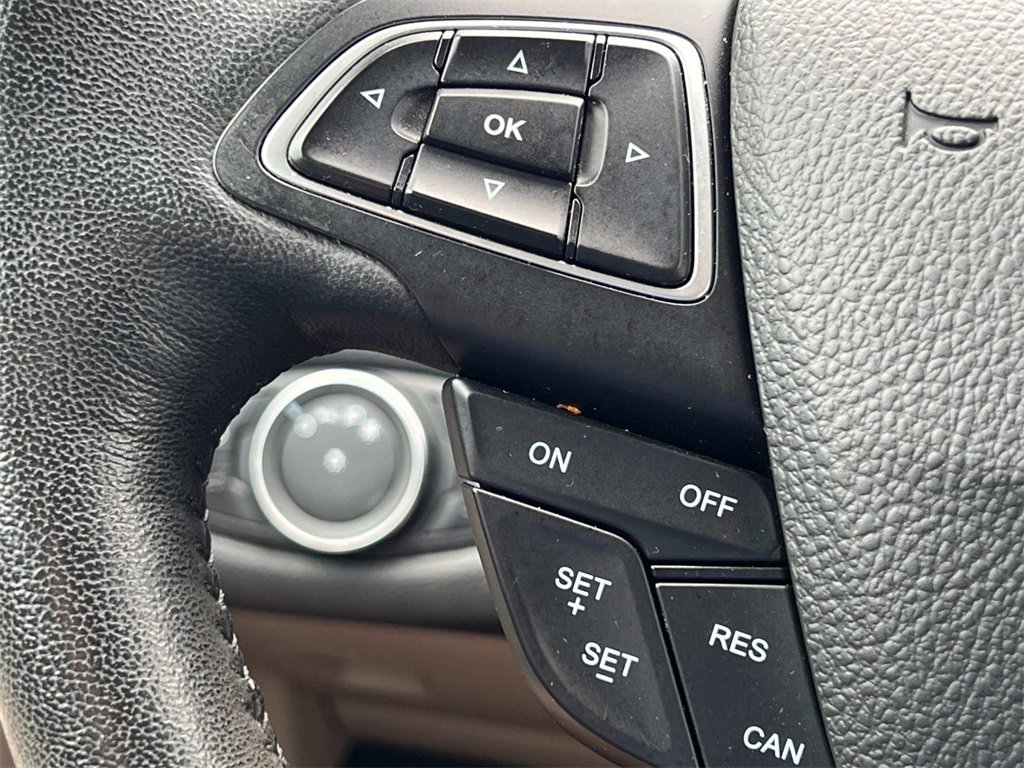 2019 Ford Escape SEL photo 20