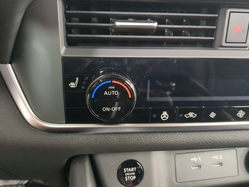 2026 Nissan Rogue SV photo 16
