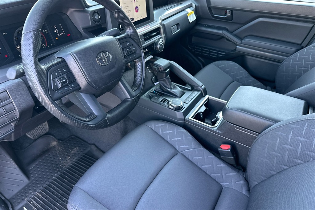 2025 Toyota Tacoma SR5 Double Cab photo 10