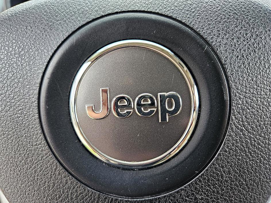 2018 Jeep Grand Cherokee Limited photo 22