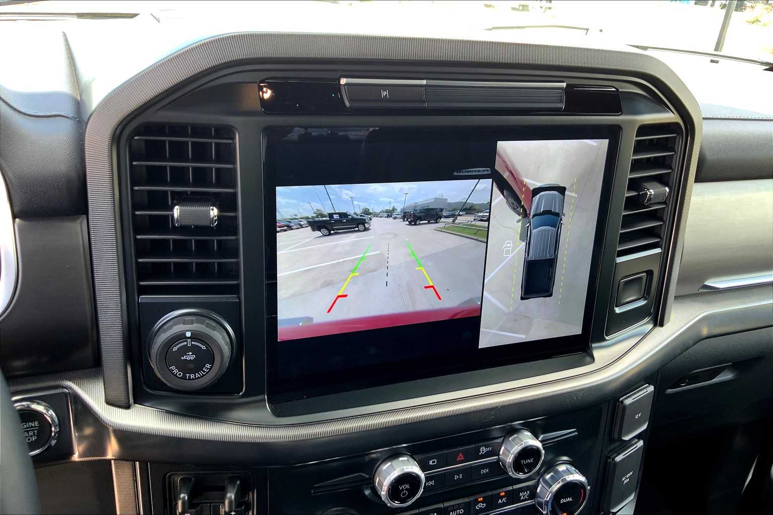 2025 Ford F-150 Platinum photo 27