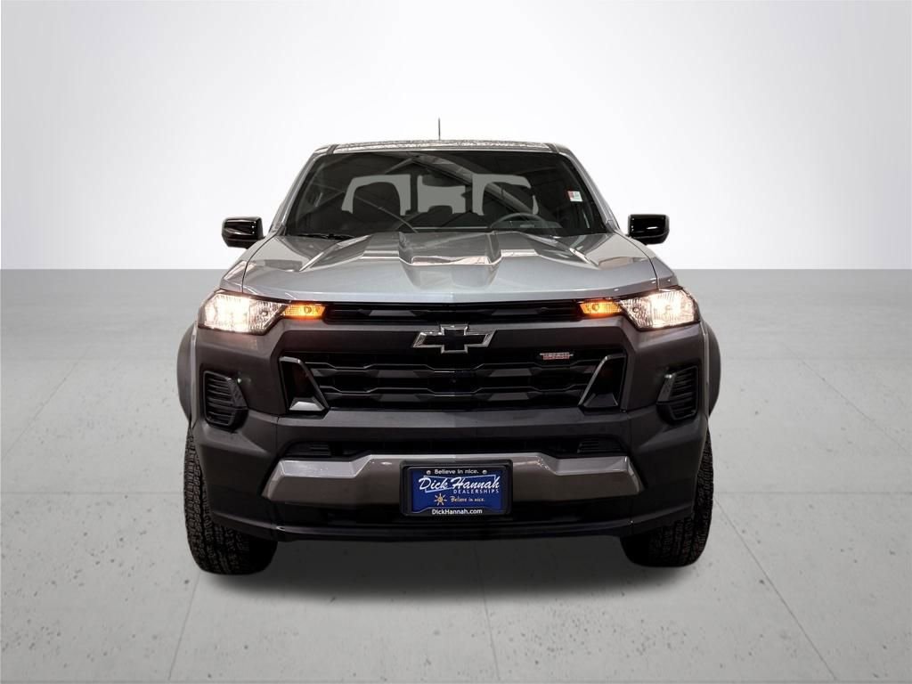 2024 Chevrolet Colorado Trail Boss photo 3
