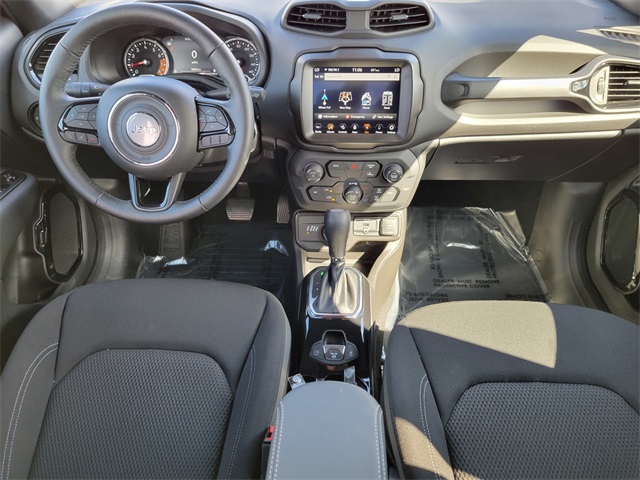 2022 Jeep Renegade Altitude photo 30