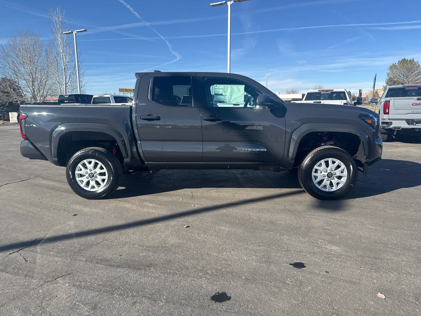 2025 Toyota Tacoma SR5 photo 2