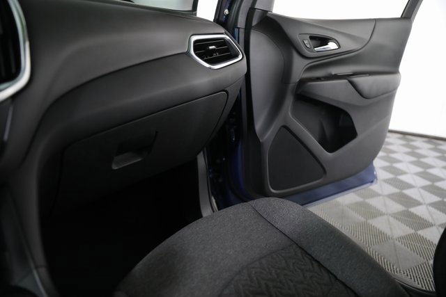 2024 Chevrolet Equinox LT photo 13