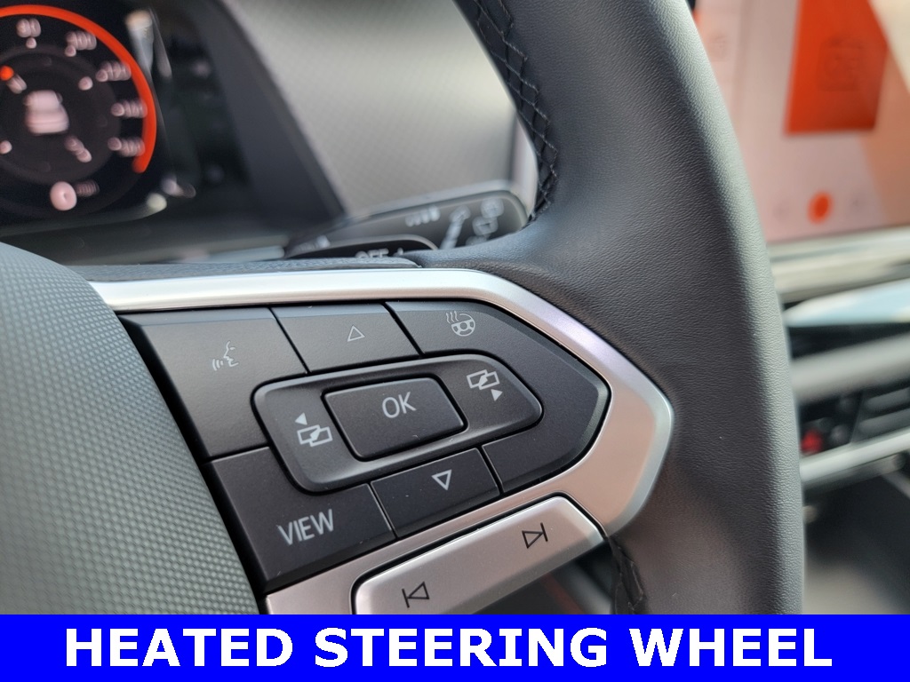2025 Volkswagen Atlas Peak Edition SE photo 3