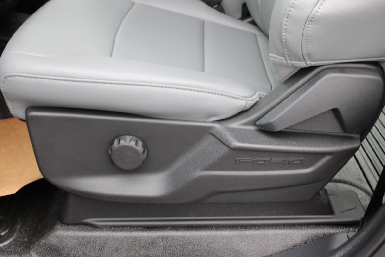 2023 FORD F-350 - Image 37