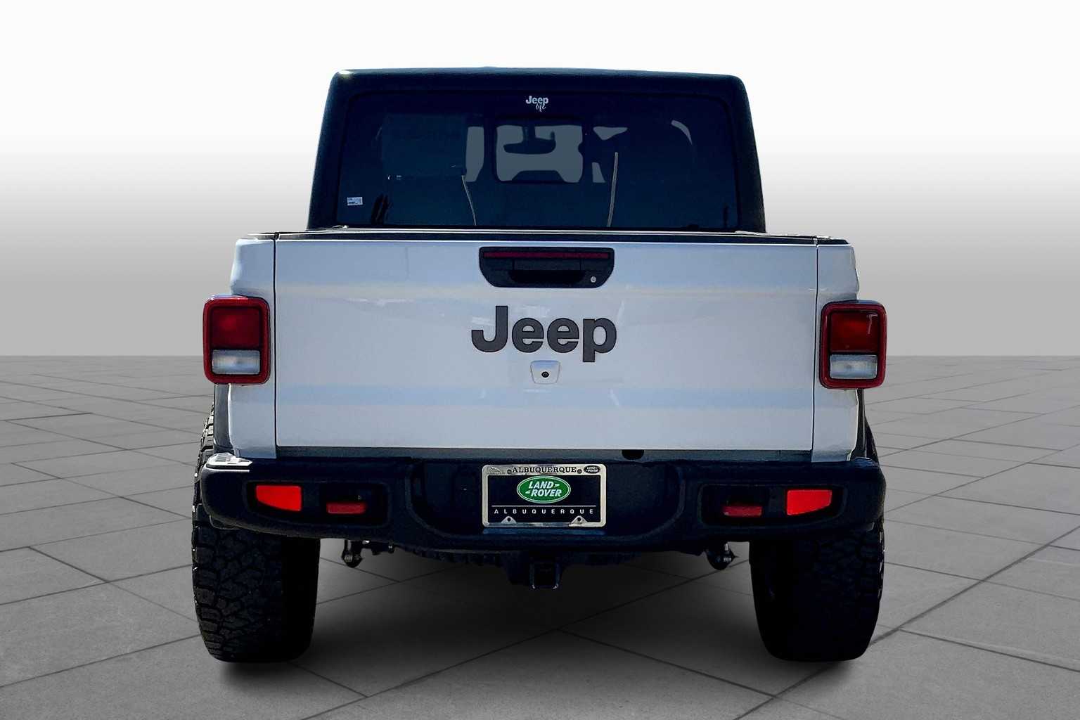 2021 Jeep Gladiator Rubicon photo 4