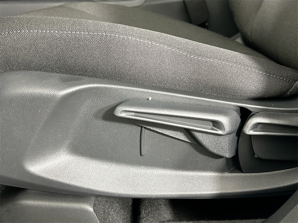 2026 Honda CR-V LX photo 21