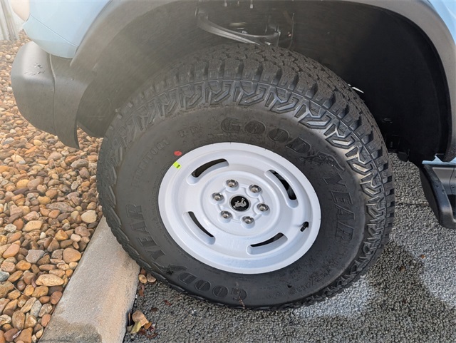 2025 Ford Bronco Heritage First Edition photo 2