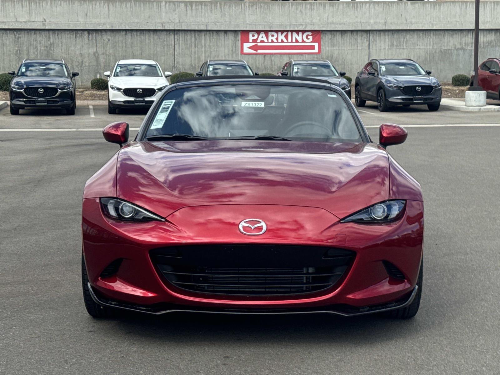 2025 Mazda MX-5 Miata Miata Grand Touring photo 2