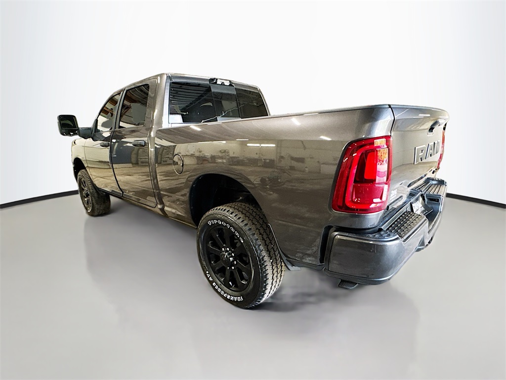 2025 Ram 2500 Big Horn photo 2