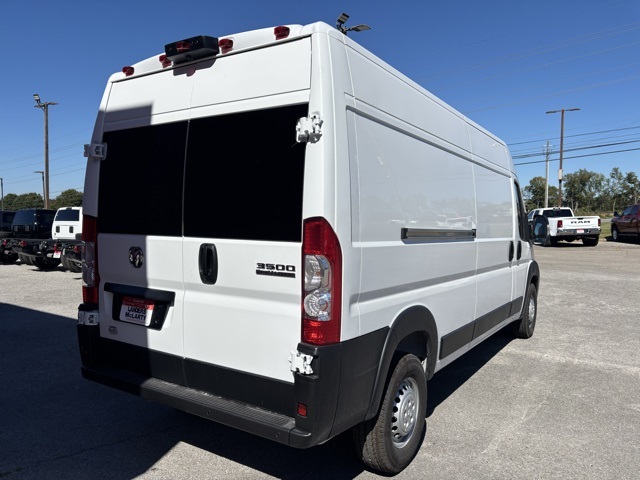 2026 Ram ProMaster 3500 photo 3