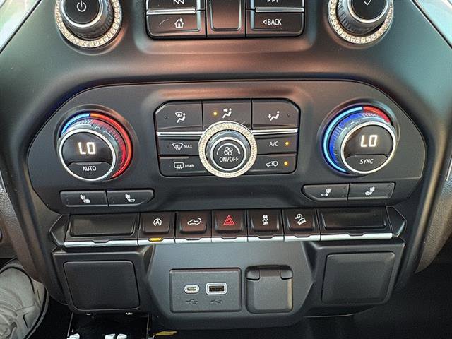 2022 Chevrolet Silverado 1500 LT photo 21