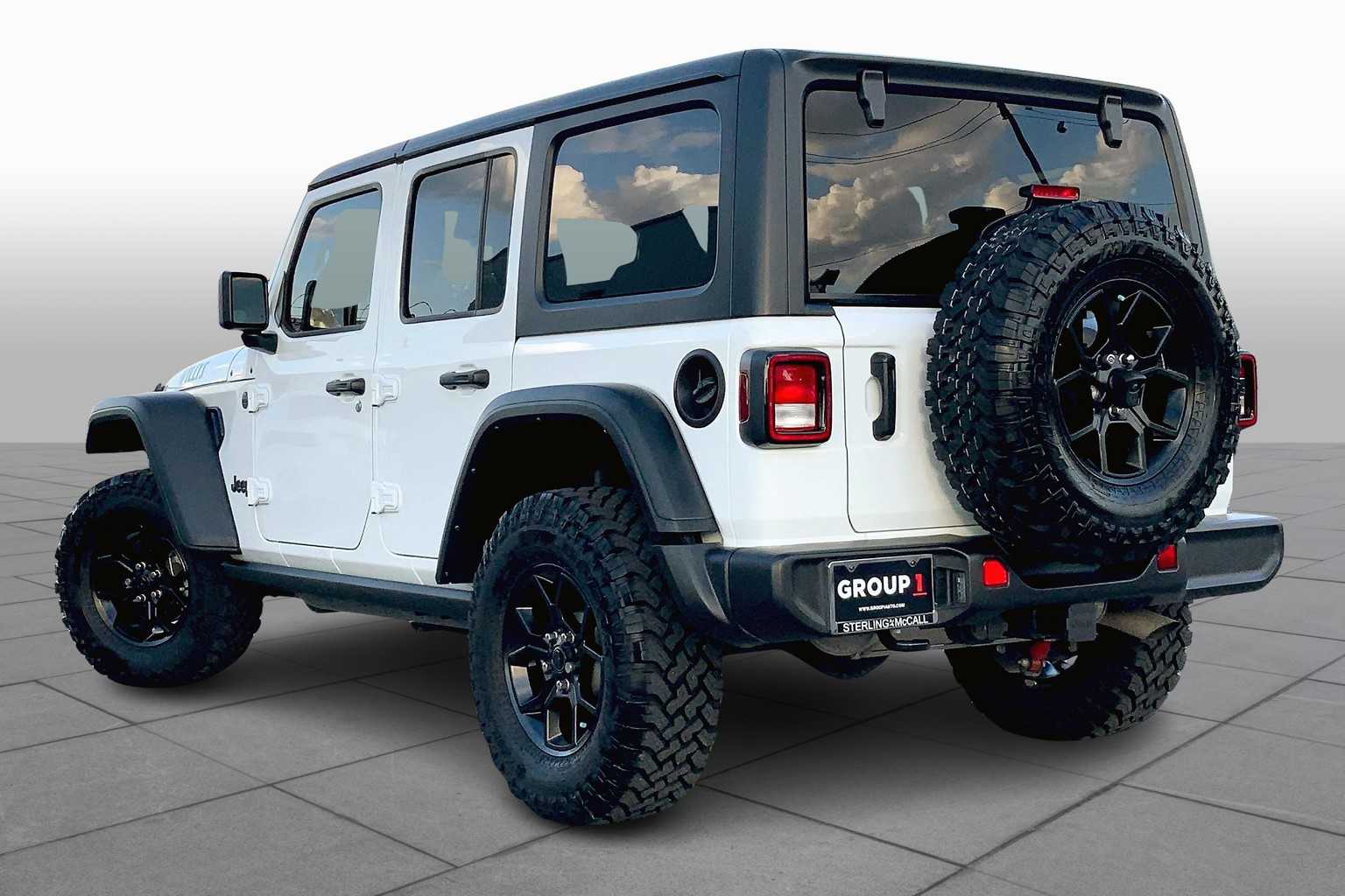 2024 Jeep Wrangler Willys photo 10