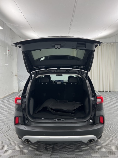 2023 Ford Escape Platinum photo 17