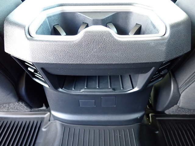 2023 Toyota Tundra SR5 CrewMax photo 14