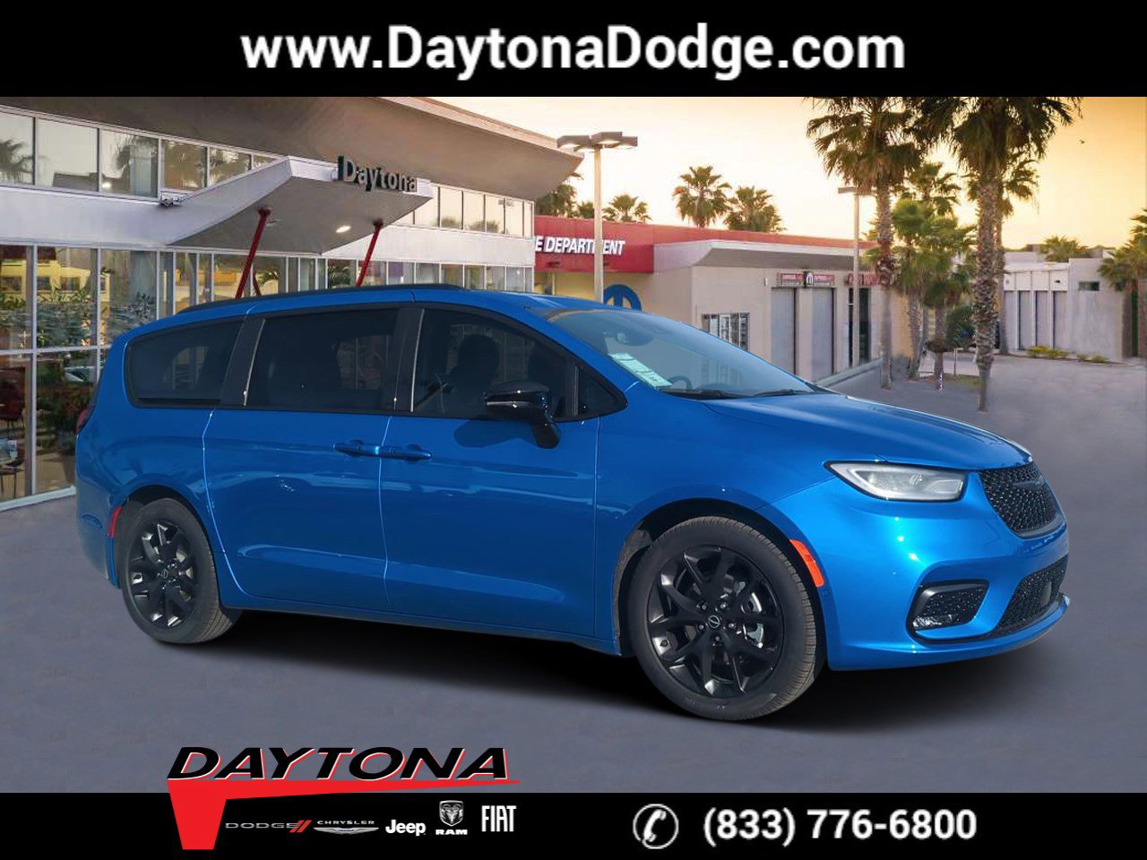 2026 Chrysler Pacifica Limited's photo
