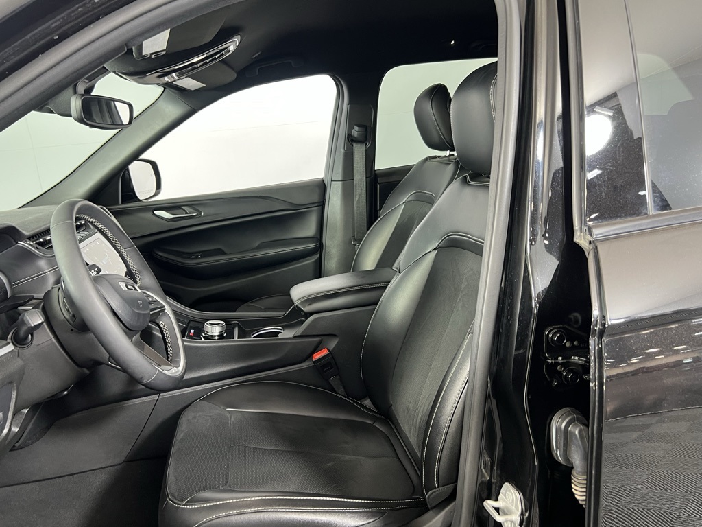 2024 Jeep Grand Cherokee Altitude X photo 12