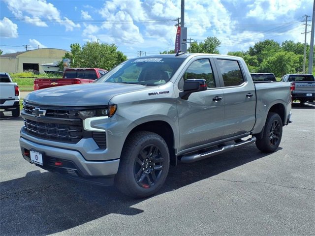 2025 Chevrolet Silverado 1500 RST photo 3