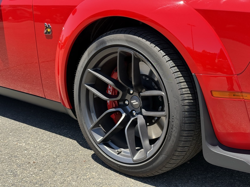 2022 Dodge Challenger R/T Scat Pack Widebody photo 12
