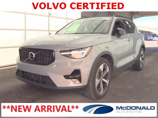2025 Volvo XC40 Plus