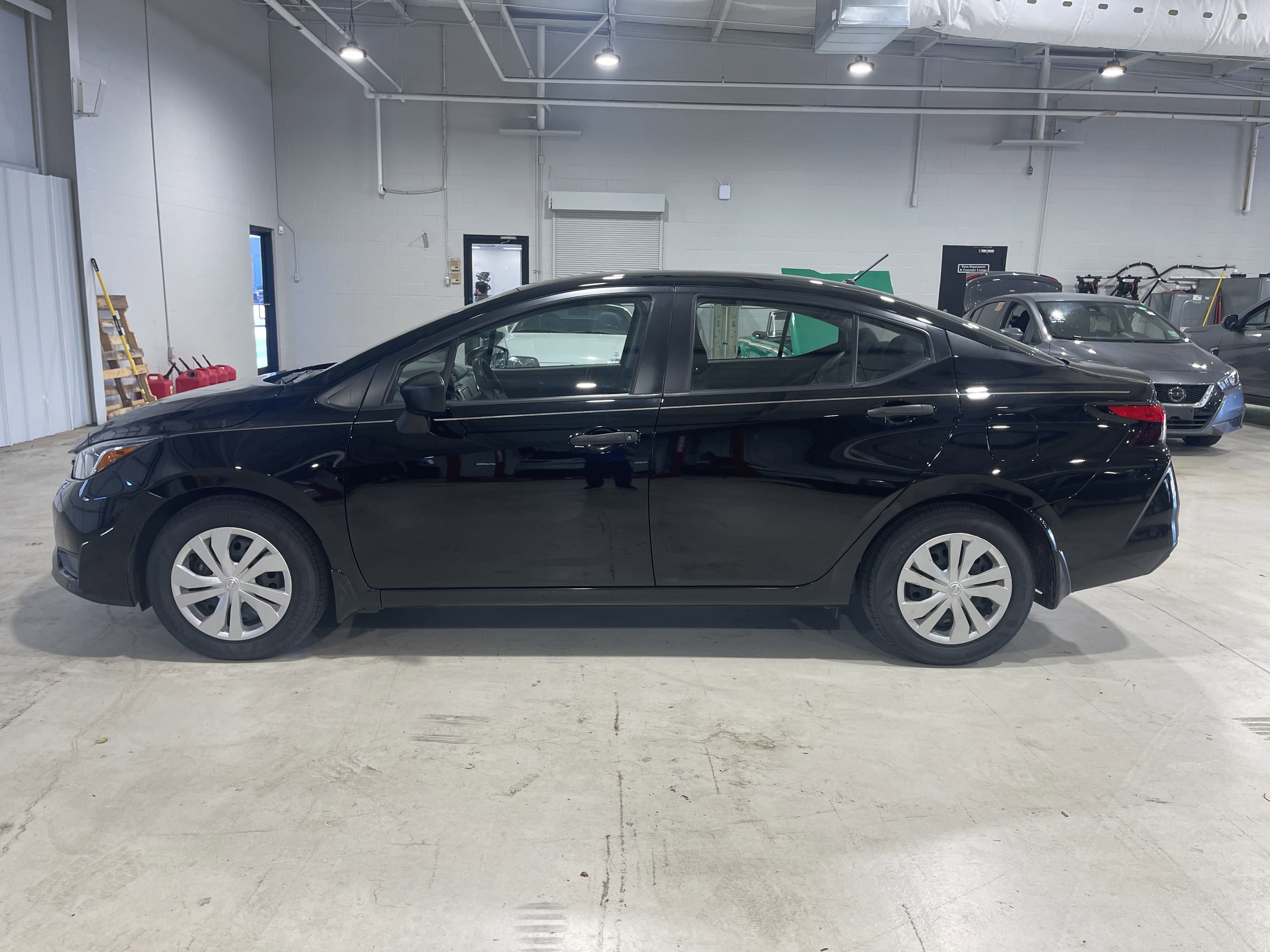 2024 Nissan Versa S photo 2
