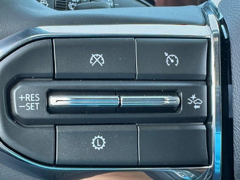 2026 Gmc Acadia Elevation photo 11